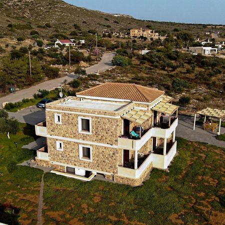 ホテル Castro Elafonisos エクステリア 写真